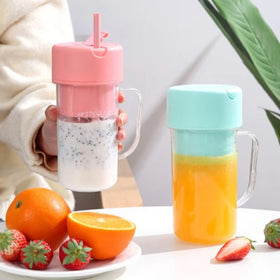 Professional Mini Juicer β Portable Blender & Smoothie Maker with Built-In Straw